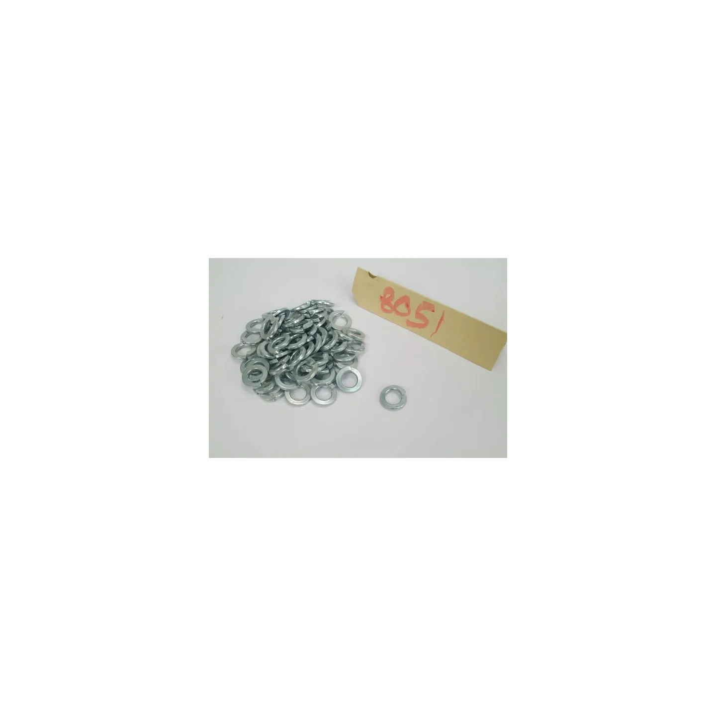 Smags pienākumu atsperu paplāksne VLG8051 Vapormatic Ford Finis: 81821101
Ford New Holland: 34806S36
JCB: 14160005
