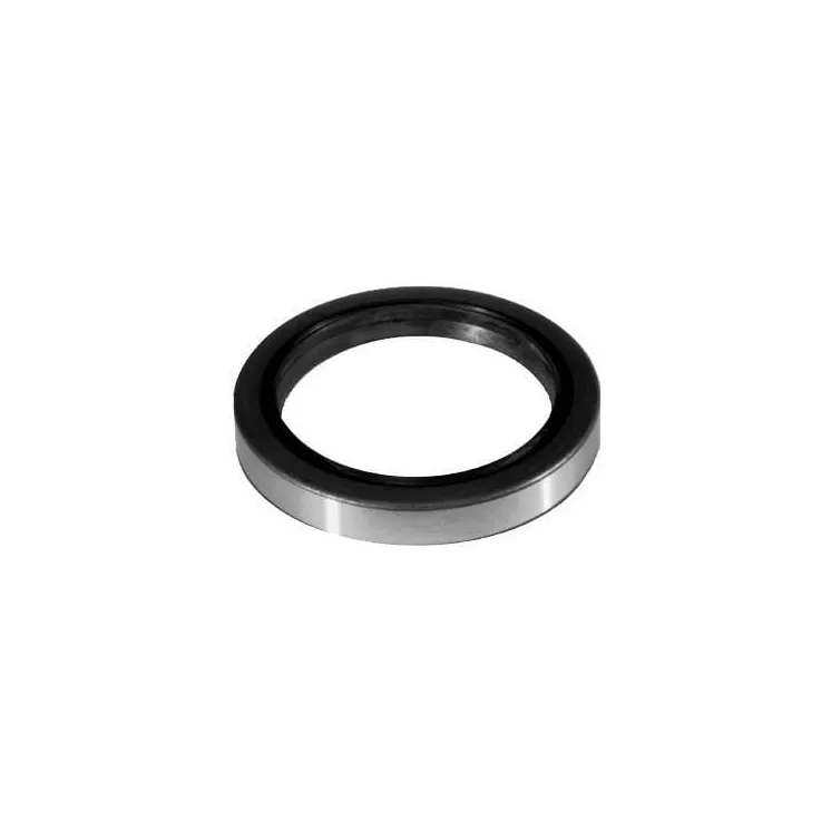Outer seal VPH2106 Vapormatic A & I: A-195677M1
Massey Ferguson: 195677M1
Massey Ferguson: 195677R1