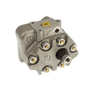 Hydraulic pump VPK1031 Vapormatic A & I: A-K962635
Case International: K962635
David Brown: K962635