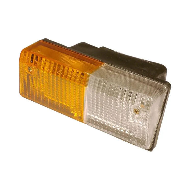 Direction and position light Halogen, front, rectangular VPM3633 Vapormatic A & I: A-1425884M93
Case International: 4999859
Ca