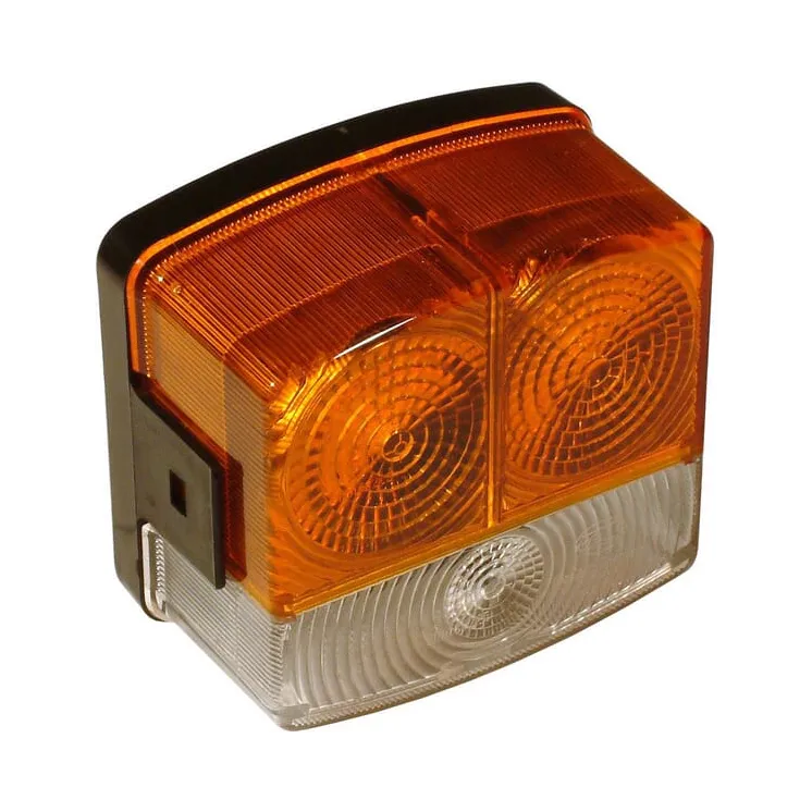 Virziena un pozīcijas gaisma, labā, halogēna, priekšējā, kvadrātveida VPM3769 Vapormatic Case International: 3226120R1
Deutz: 0