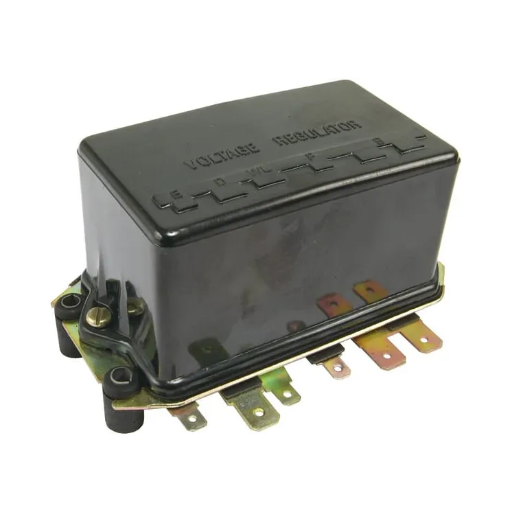 Vadības bloks VPF3006 Vapormatic A & I: A-D0NN10505A
Ford Finis: 81824174
Ford Finis: 83974894
Ford New Holland: D0NN10505B