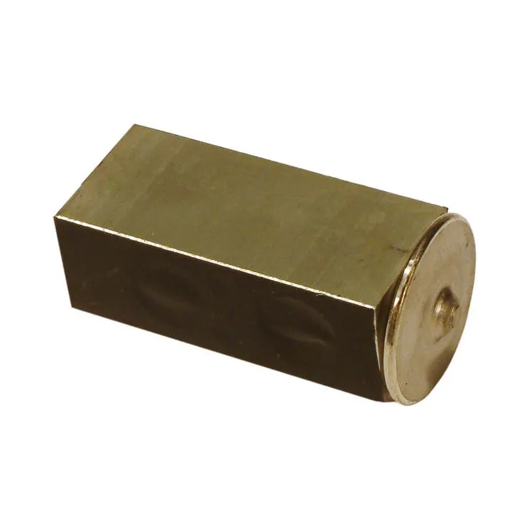 Expansion valve VPM9566 Vapormatic A & I: A-82000932
Case International: 82000932
Ford Finis: 82000932
Fiat: 82000932
Ford F