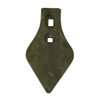 Cultivator point 235x120x9mm, hardened, curved, 2 hole, suitable for Peecon CP001000 AGRA LV PB1000