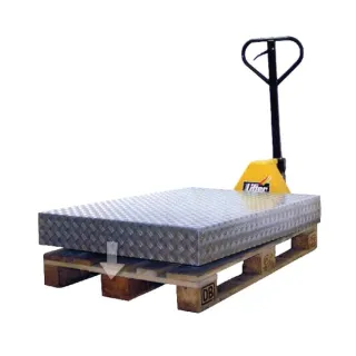 Mobile presentation stand, checker plate, Euro pallet size  FGP500002 AGRALV