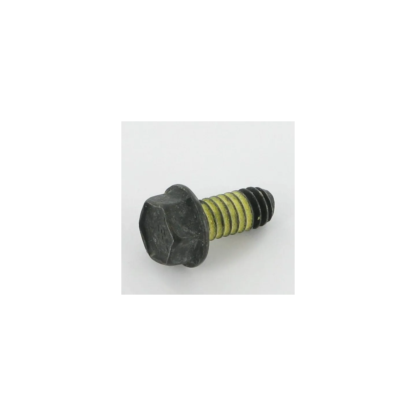 Bolt  690877 Briggs & Stratton