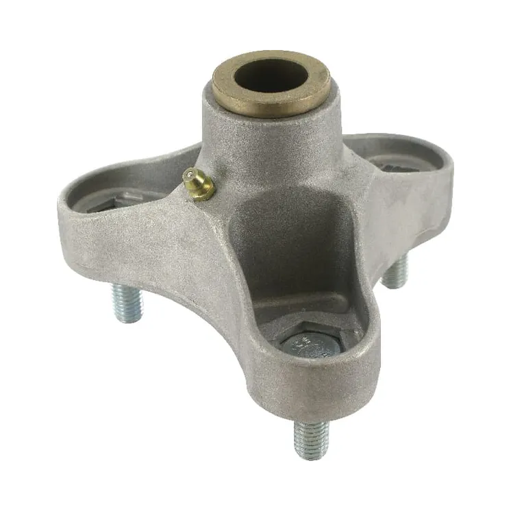 Wheel hub, RH  7040433YP Briggs & Stratton